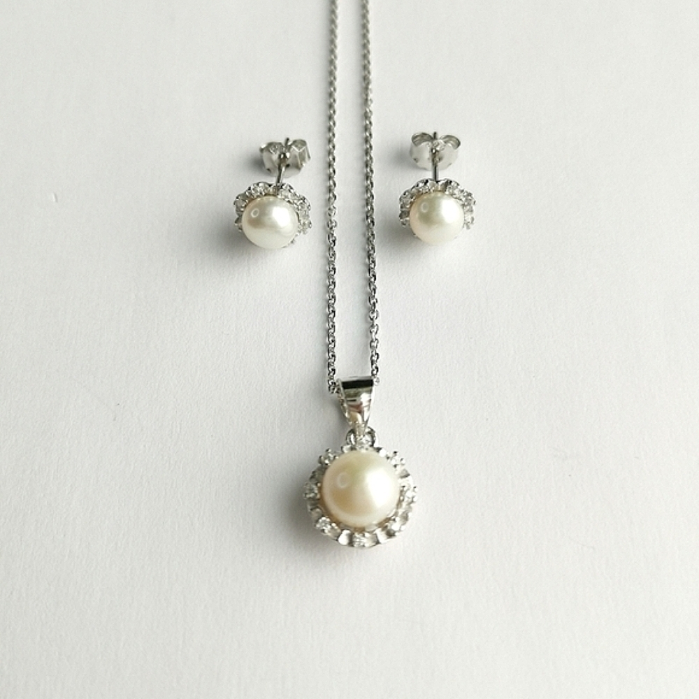 NWT Sterling Silver genuine pearl necklace earring